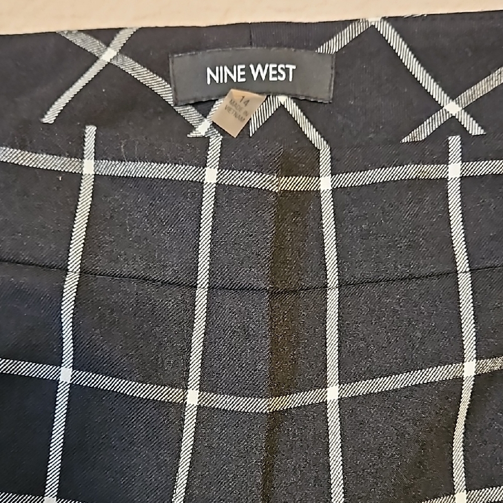 Nine West Women's Black Plaid Skinny Pants
